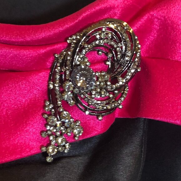 Ideas by Barbara Gown Style #: 5873 Black/Pink Size M NWT - Picture 10 of 16